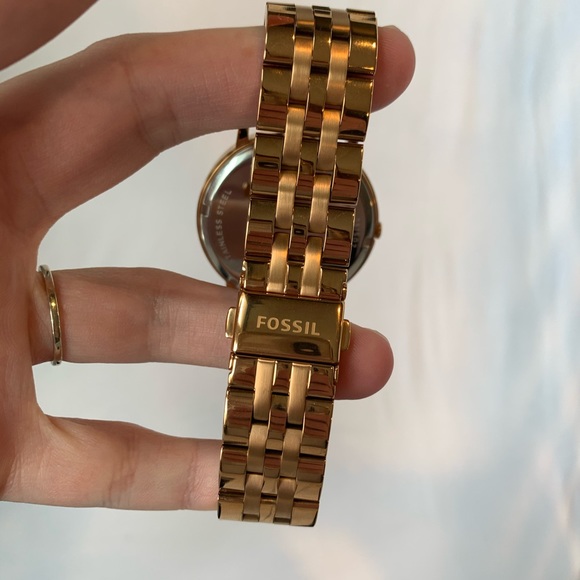 Fossil women’s vintage muse rose tone watch - Picture 5 of 6